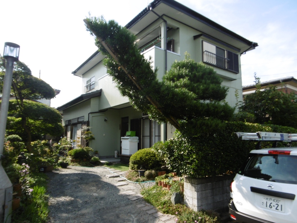 外壁塗装工事 茨城県北茨城市s様邸 １回目定期点検 茨城県水戸市 外壁塗装 外壁屋根の救急隊ドットコム ヴァリアス